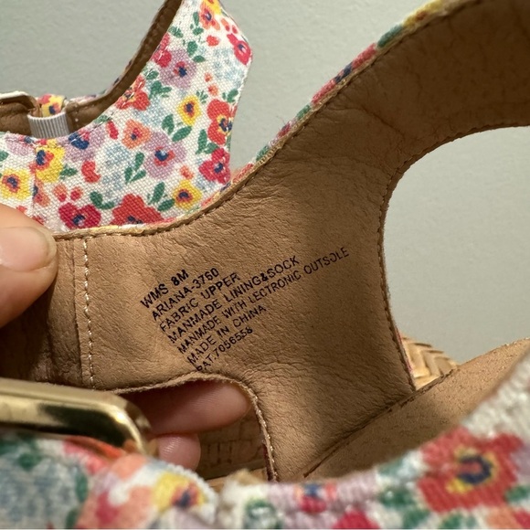 Report Floral Platform Chunky Heel Sandals Size 8 - Picture 12 of 12